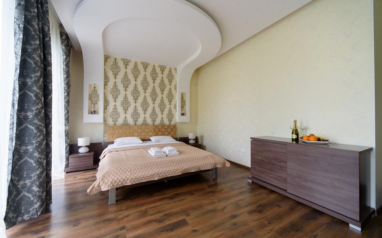 Hotel Fusion Odesa Exterior photo